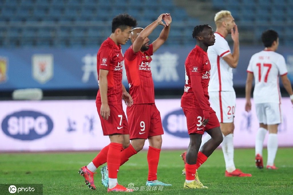 [中超]海港7-0梅州 武磊帽子戏法（武磊帽子戏法视频）