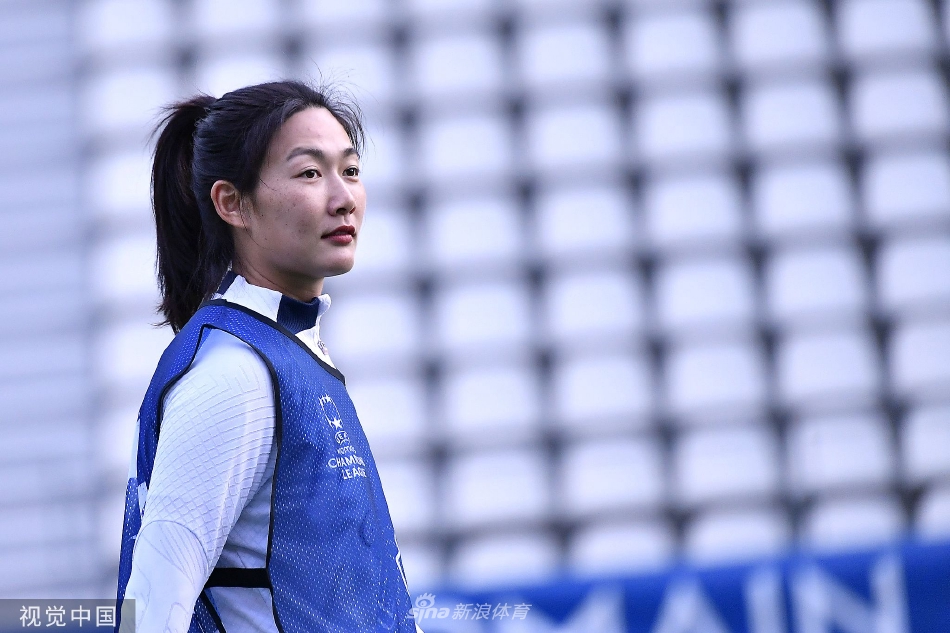 [女足欧冠]大巴黎备战 杨莉娜李梦雯领衔