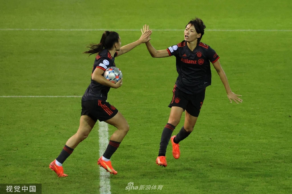 [女足欧冠]拜仁慕尼黑女足2-1马尔默玫瑰园