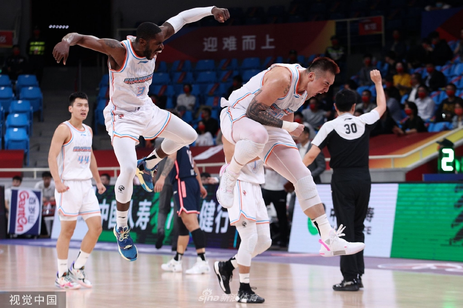 [CBA]山东加时96-95险胜广东 马尚32分保罗30分（山东男篮加时）