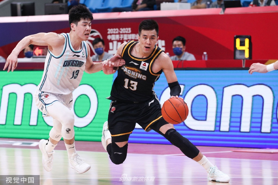 [CBA]辽宁力克青岛三连胜 郭艾伦22+6+7弗格18分（辽宁对青岛郭艾伦）