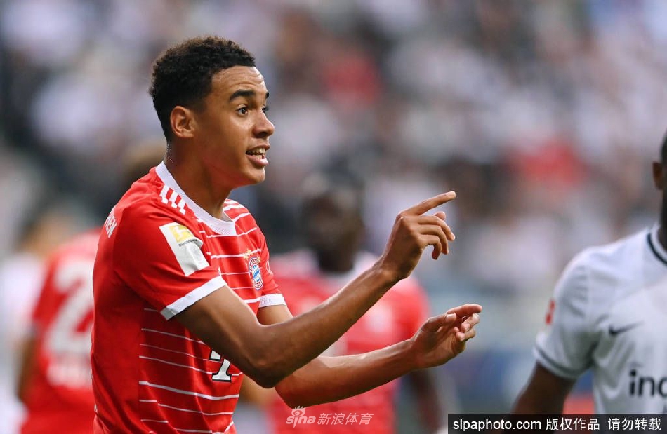 穆西亚拉新冠检测呈阳性正在居家隔离（穆西亚拉集锦）