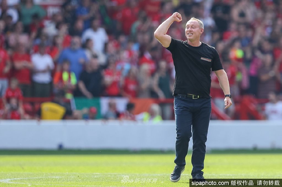 诺丁汉森林与主帅库珀续约至2025年