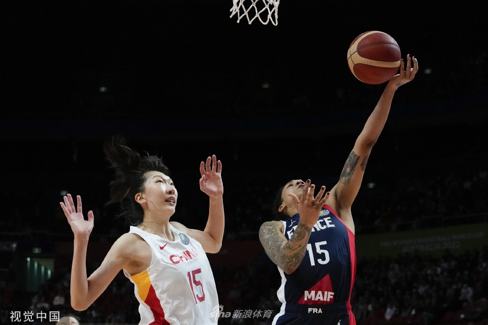 [女篮世界杯]中国女篮85-71击败法国 晋级四强（女篮 中国 法国）
