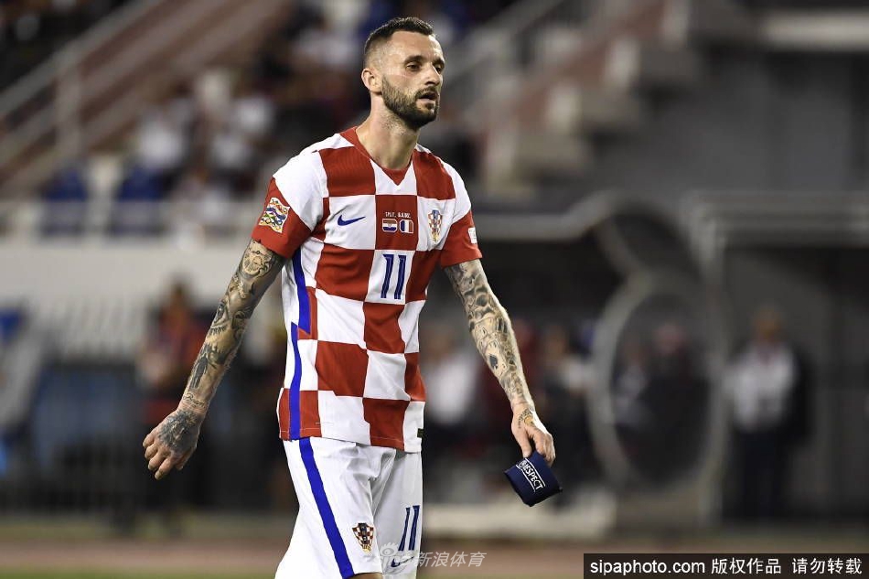 布罗佐维奇左大腿屈肌部分撕裂（布罗佐维奇水平）