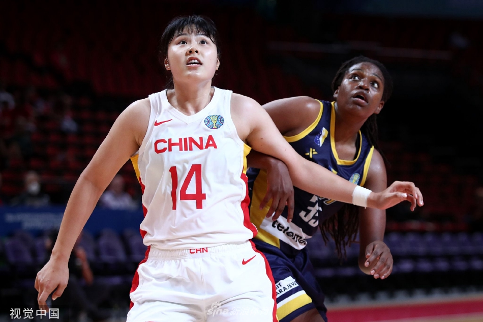[女篮世界杯]中国女篮98-51大胜波黑队（中国女篮波兰比赛全场视频）