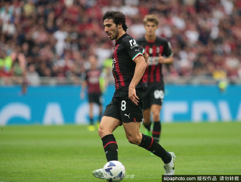 AC米兰与托纳利续约至2027年（米兰买断托纳利）