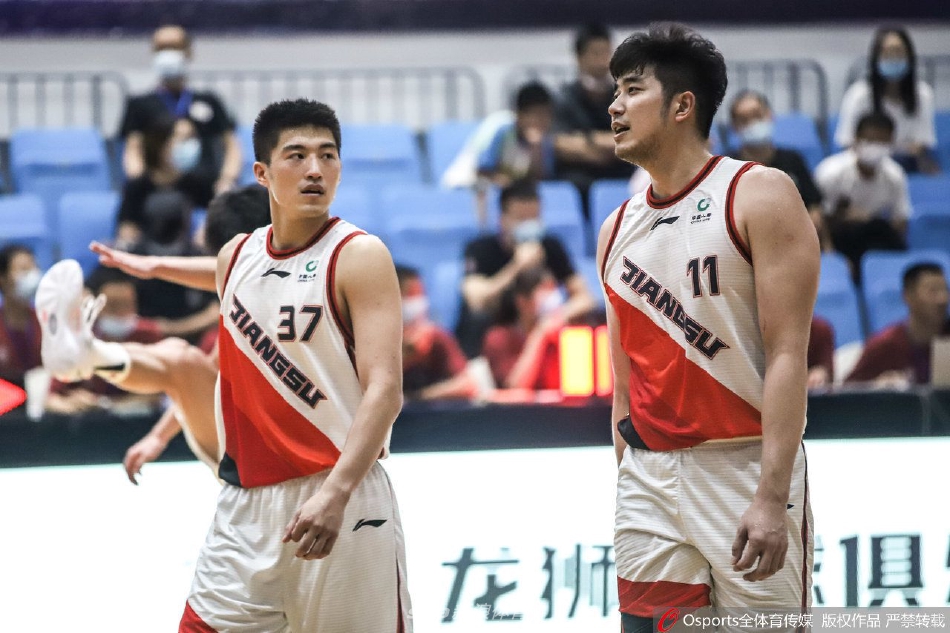 [CBA夏季联赛]苏州肯帝亚74-77浙江稠州金租（cba苏州肯帝亚队）