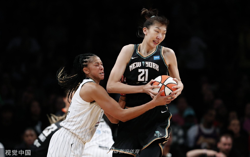 [WNBA季后赛]芝加哥天空90-72纽约自由人（芝加哥天空vs纽约自由人）