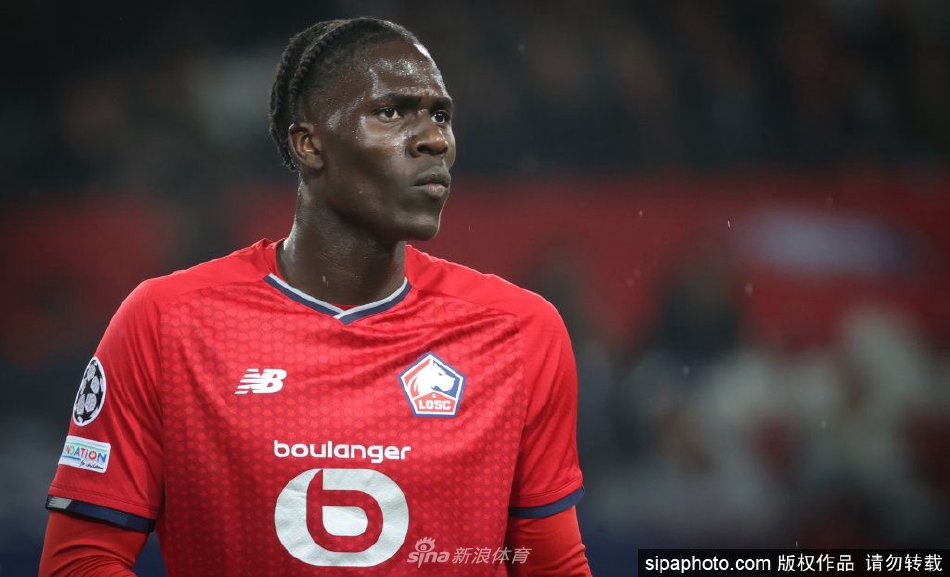 埃弗顿签下20岁里尔中场奥纳纳（奥尔森埃弗顿）