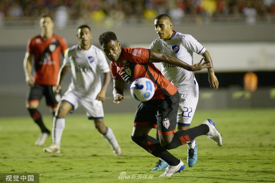 [南美洲球会杯]戈亚尼恩斯竞技3-0国民（戈亚尼恩斯足球）