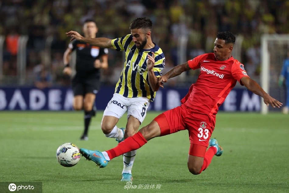 [土超]费内巴切3-3尤姆尼耶士邦（费内巴切吧）