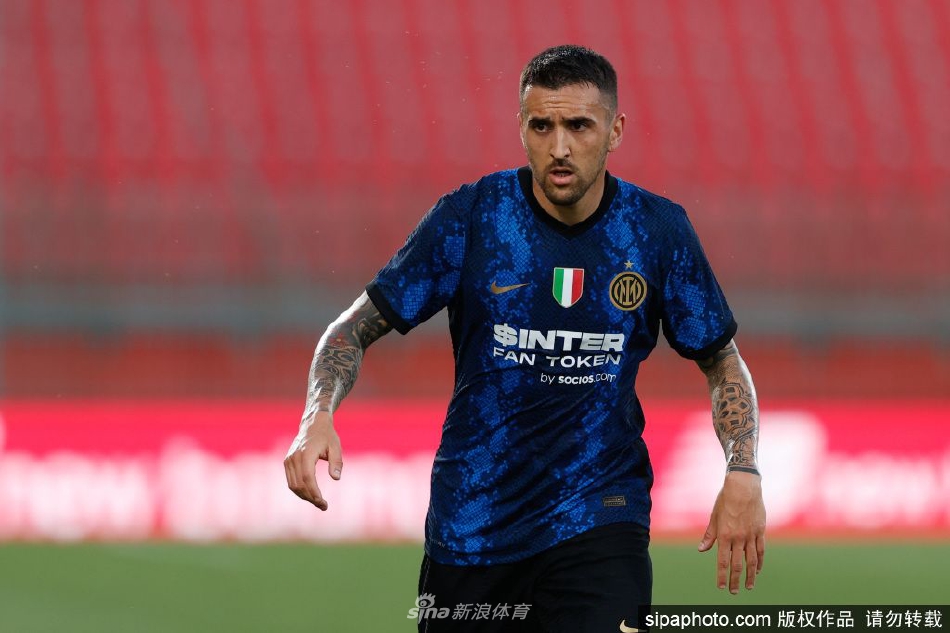 国米中场贝西诺自由身加盟拉齐奥（贝西诺 国米）