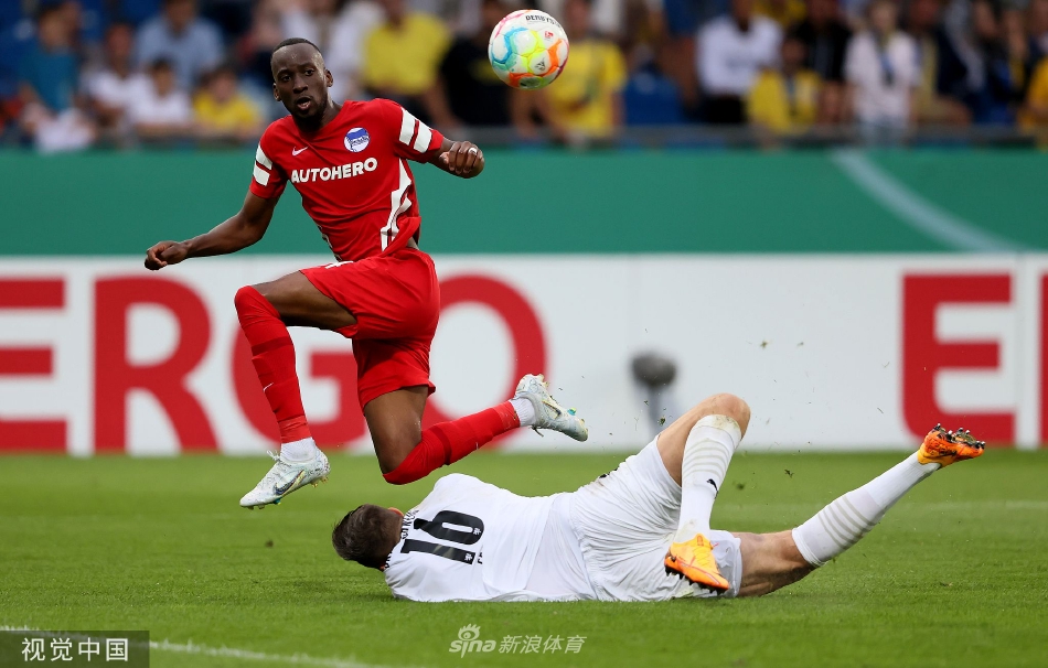 [德国杯]布伦瑞克2-2柏林赫塔（德国的布伦瑞克）