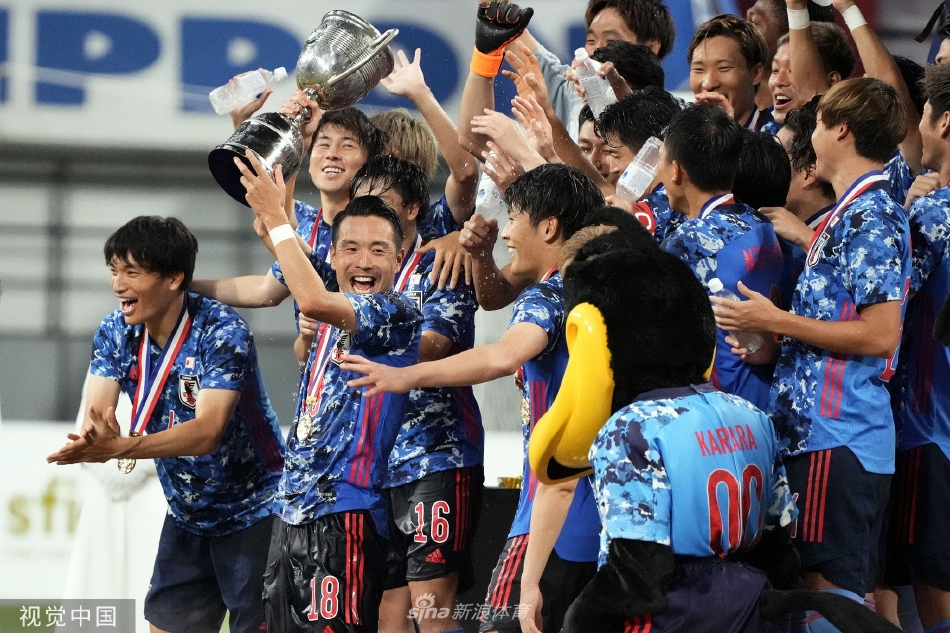 [东亚杯男足]日本男足3-0韩国男足（日本男足对韩国）