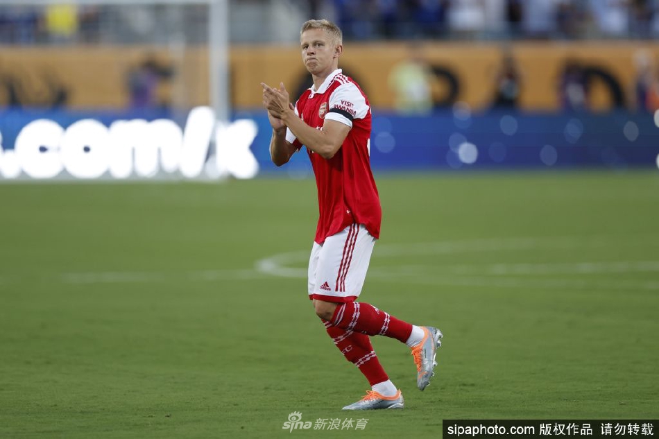 阿森纳签下乌克兰球员津琴科（阿森纳签下乌克兰球员津琴科是谁）