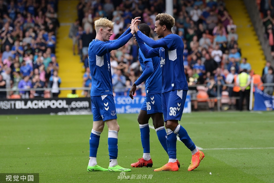 [足球友谊赛]布莱克普2-4埃弗顿（布莱顿 vs 埃弗顿）