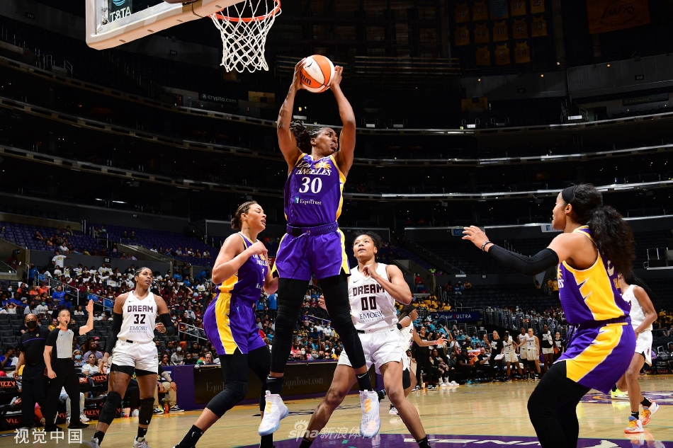 [WNBA常规赛]亚特兰大梦想78-85洛杉矶火花（亚特兰大梦想对洛杉矶火花直播）
