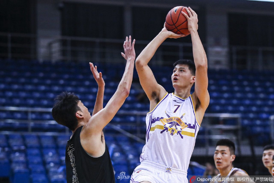 [CBA夏季联赛]北京控股78：62胜辽宁本钢（北京控股vs辽宁本钢）