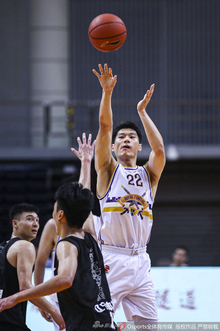 [CBA夏季联赛]北京控股78：62胜辽宁本钢（北京控股vs辽宁本钢）