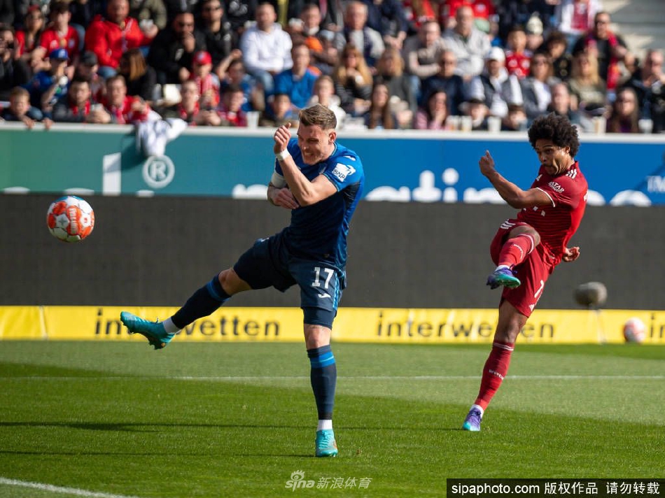 拜仁与格纳布里续约至2026年(拜仁精选格纳布里)