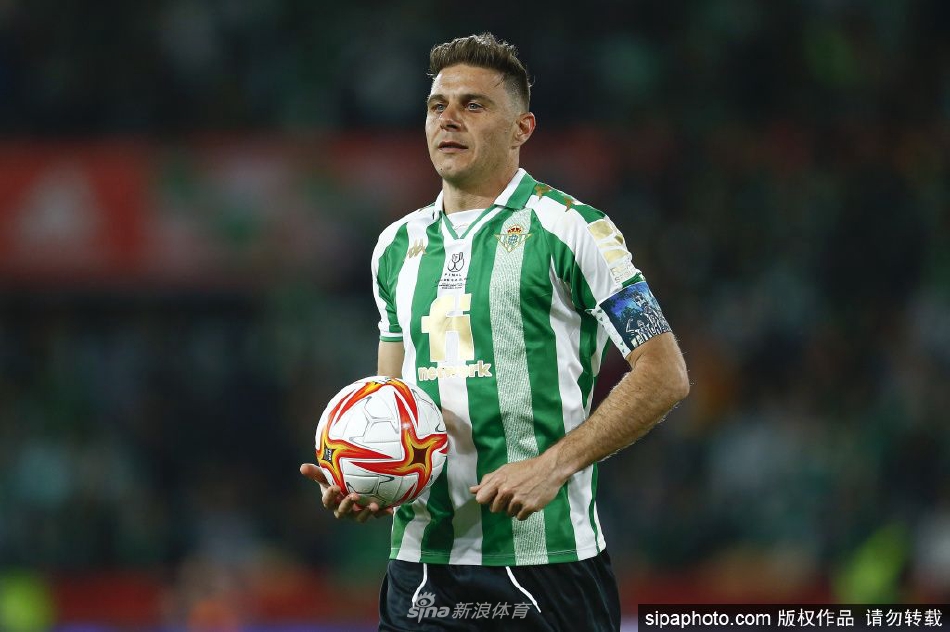 贝蒂斯与40岁老将华金续约至2023年（华金 贝蒂斯）