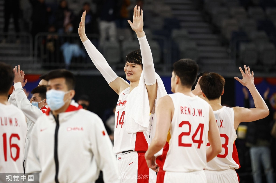 [男篮世预赛]周琦、王哲林合砍32分15篮板 中国97-56中国台（周琦 男篮世界杯）