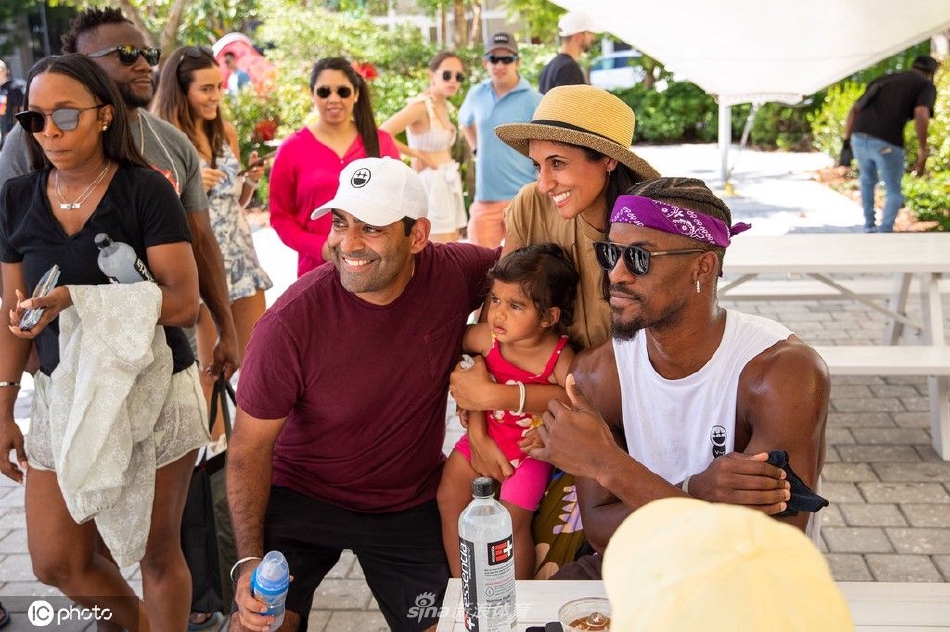 巴特勒现身迈阿密大脸咖啡店（巴特勒现身迈阿密大脸咖啡店是真的吗）