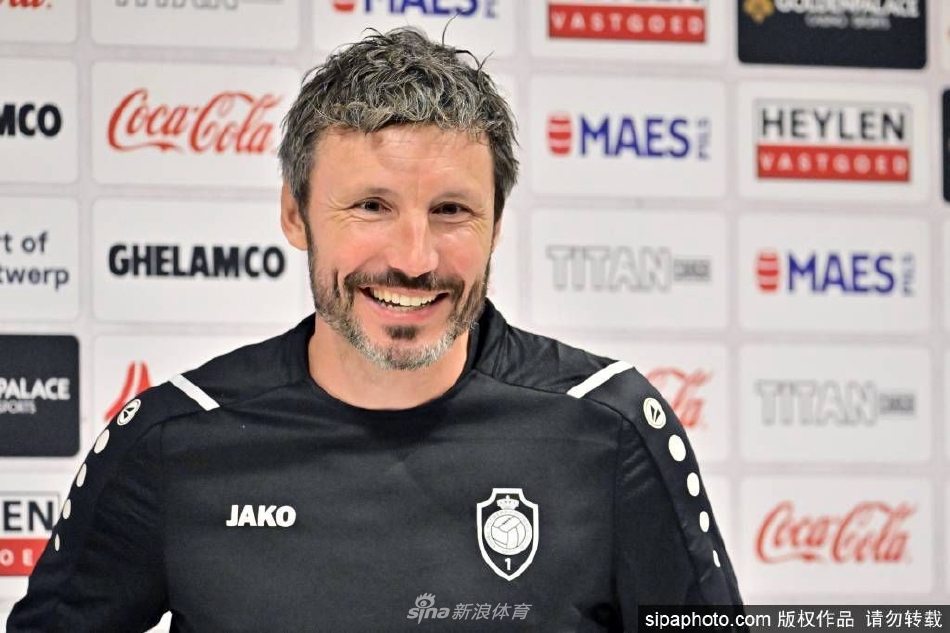 范博梅尔出任球队主教练（范博梅尔出任球队主教练是谁）