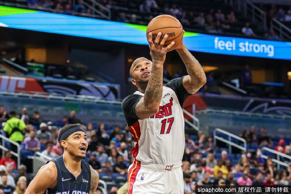 热火可通过新合同给塔克加薪100万 后者市场价为800-1000万