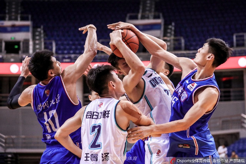 [CBA夏季联赛]青岛每日优鲜101：95胜天津先行者（cba青岛每日优鲜队）
