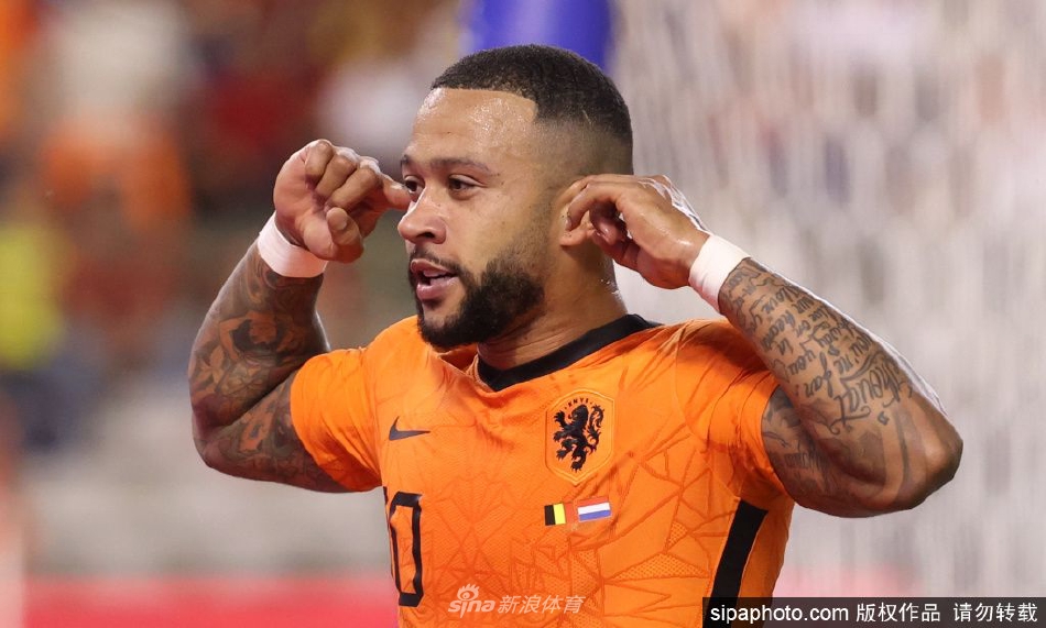 德佩打进荷兰国家队第42球 追平亨特拉尔并列队史射手榜次席（德佩助力荷兰门将）