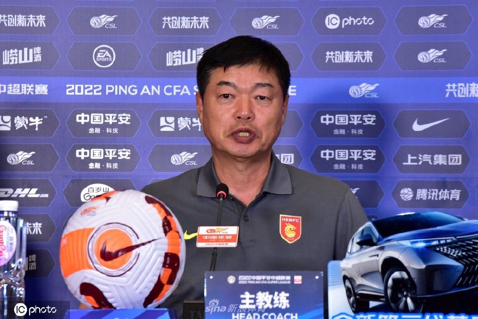 河北队赛前新闻发布会 主教练金钟夫携队员鲍亚雄出席（金钟夫担任河北队主帅）
