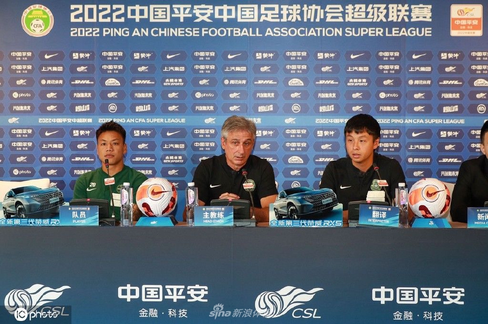 浙江队赛前新闻发布会 主教练乔迪携队员岳鑫出席（浙江亚军乔教练）