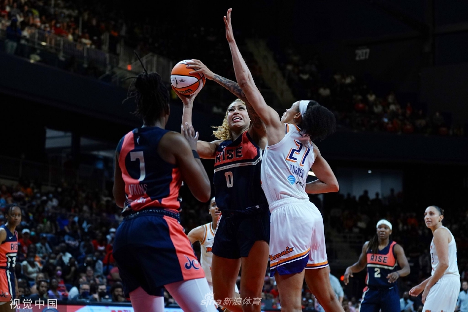 [WNBA常规赛]菲尼克斯水星99-90华盛顿神秘人（wnba菲尼克斯水星队队员）