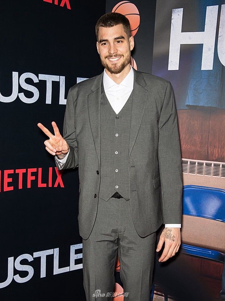 《必胜球探》费城首映礼 埃尔南戈麦斯现身助阵（必胜的球队）