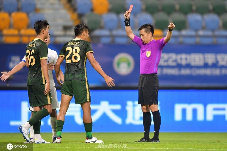 张呈栋回归北京国安首秀被红牌罚下（张呈栋为什么离开国安）