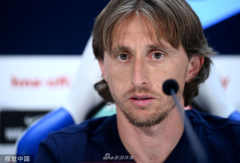 克罗地亚备战 莫德里奇出席发布会（克罗地亚备战 莫德里奇出席发布会了吗）