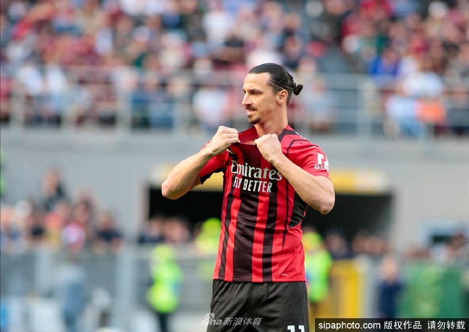 伊布将在未来几天决定退役还是为米兰再踢一年（伊布还没退役吗）