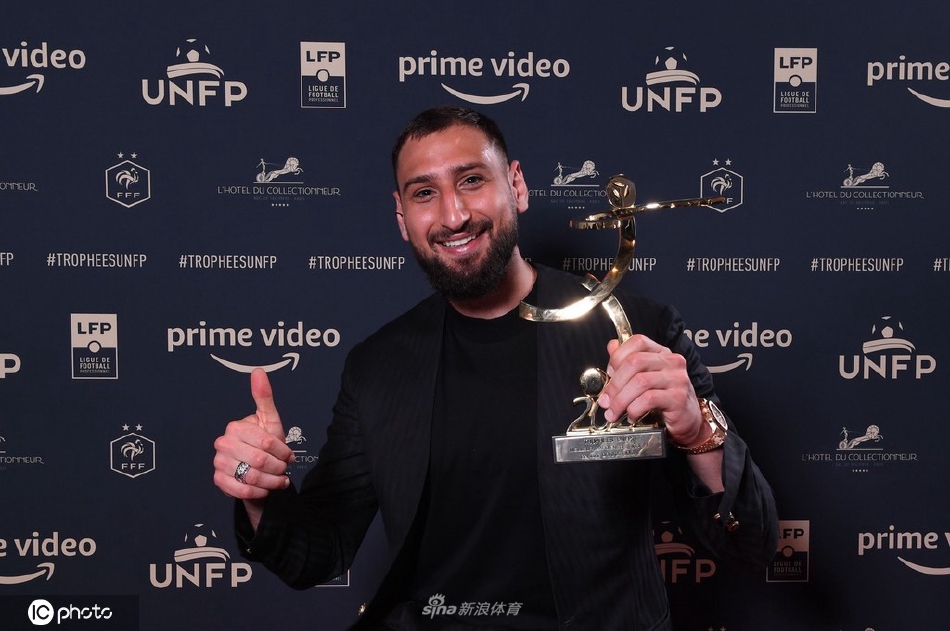 多纳鲁马荣获赛季最佳门将（多纳鲁马荣获赛季最佳门将是谁）