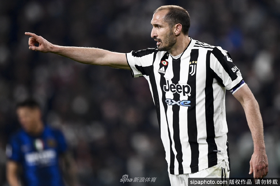 基耶利尼宣布赛季末离队 我会带着平静与喜悦和尤文告别(基耶利尼还在尤文吗)