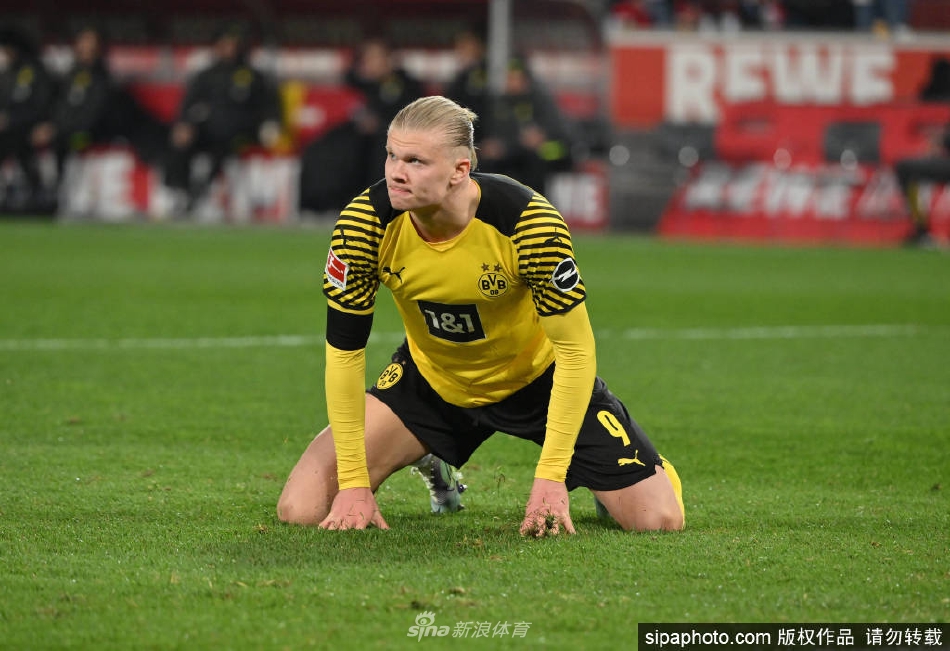 曼城签哈兰德交易达成 蓝月支付7500万欧解约金（曼城买哈兰德）