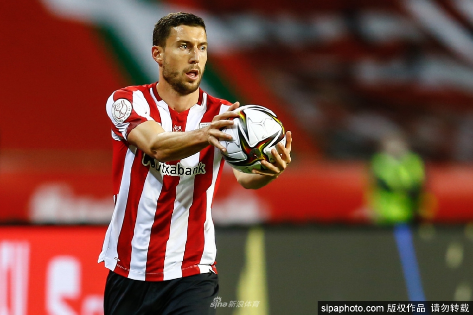 毕尔巴鄂与33岁右后卫德马科斯续约至2023年（毕尔巴鄂马德里竞技）