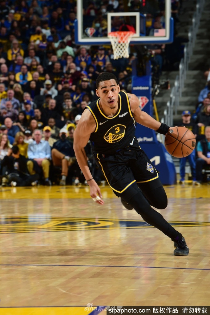 普尔季后赛首秀便砍下30+ 比肩张伯伦&里奇蒙德（nba普尔）