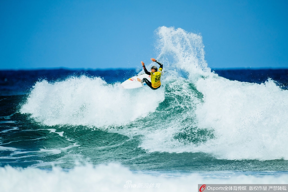 澳大利亚维多利亚州贝尔海滩冲浪大赛（澳大利亚冲浪运动员）