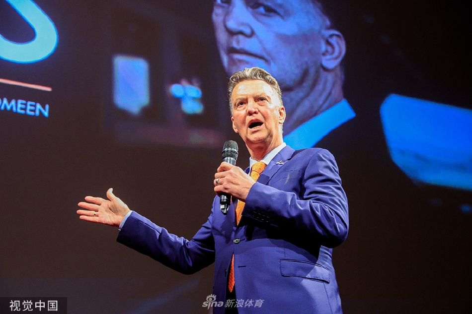 范加尔个人纪录片《Louis》首映式举行 众星现身助阵（范加尔名场面）