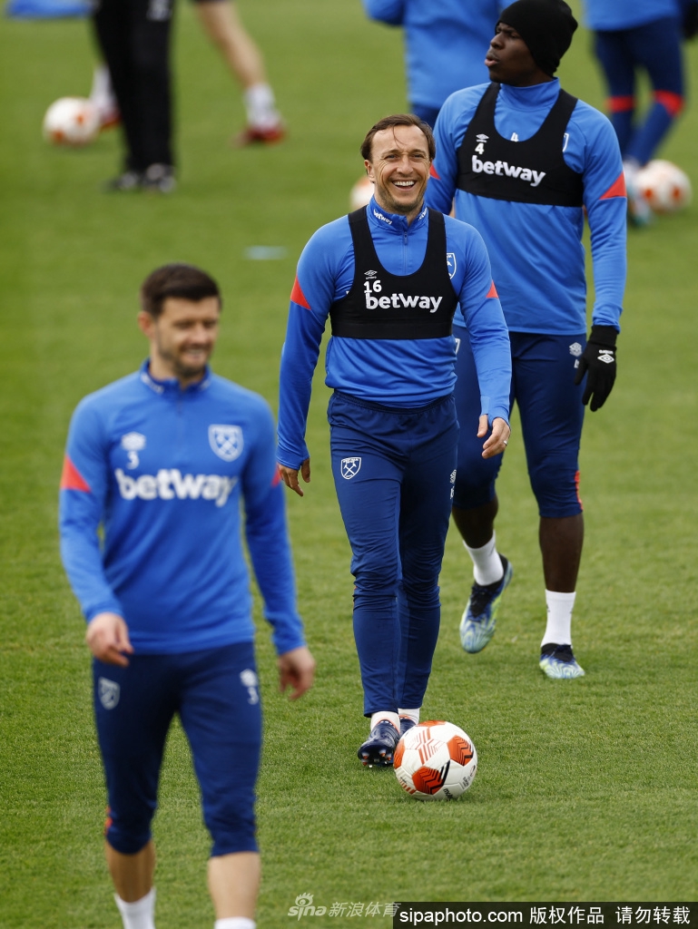 英超球队西汉姆训练备战欧联杯比赛（英超球队西汉姆训练备战欧联杯比赛视频）