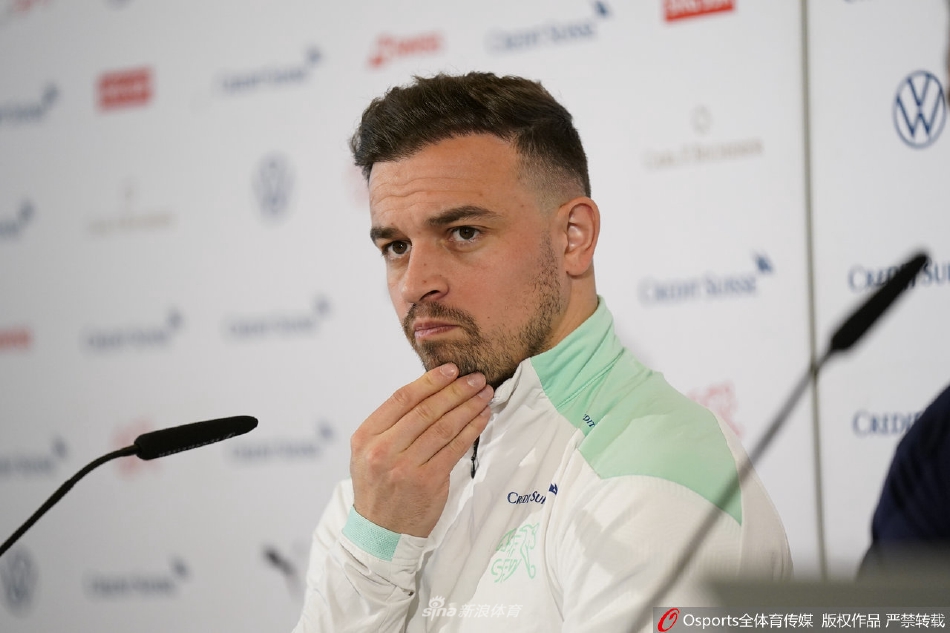 瑞士队训练并召开发布会（瑞士队训练并召开发布会视频）