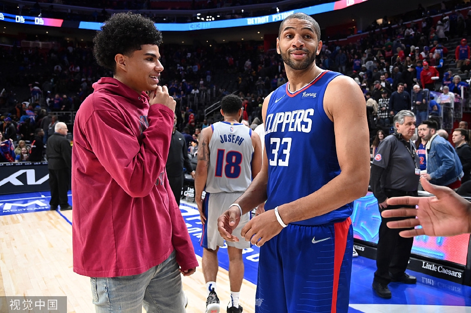 [NBA常规赛]快船106-102活塞（快船活塞全场回放）