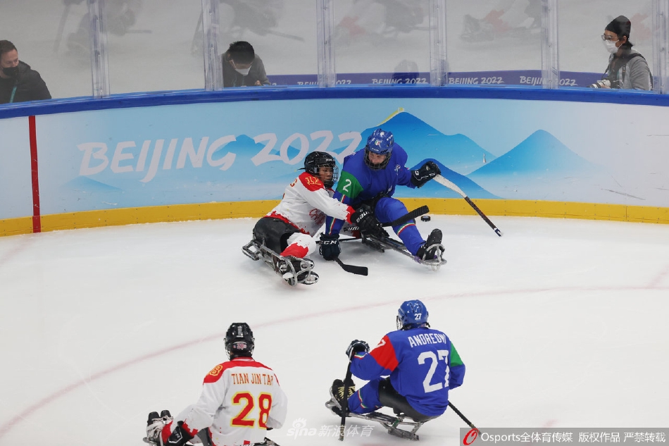 [冬残奥会]中国冰球6：0胜意大利（冰球中国队）